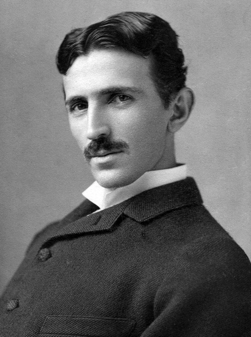IUNTESLA